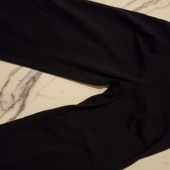Lululemon Ballet Tights, Loose fit with Feet Cover - Picture 9 of 9